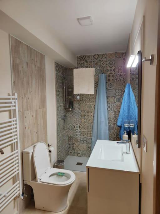 Moderno Apartamento Cerca Del Centro En Leon Bagian luar foto
